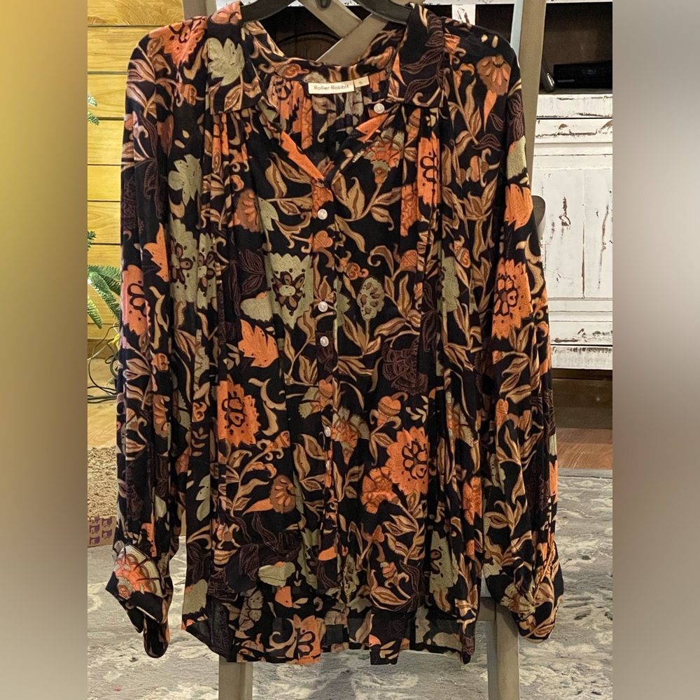 Roller Rabbit Black, pumpkin and sage shirt